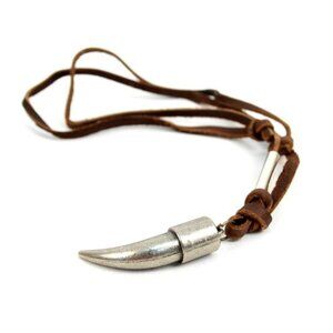 Vintage Unisex Wolf Tooth Pendant Leather Necklace